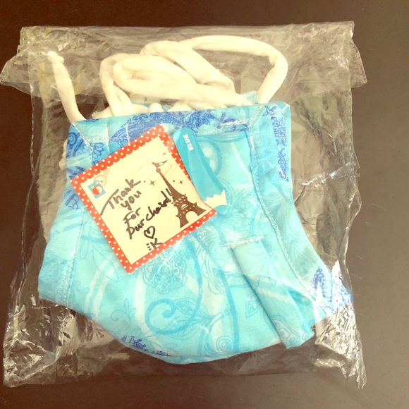 Mask (handmade) - Picture 1 of 4